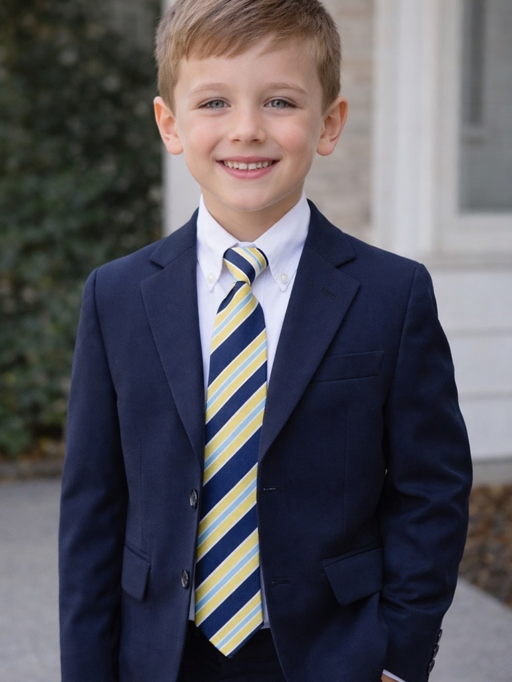 Boys clip on neck tie Striped Yellow and Blue size 8-10 dressy formal church